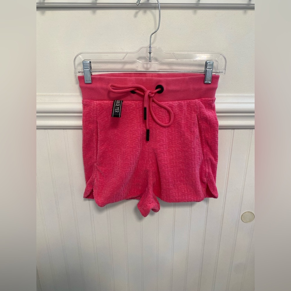 Stylish Pink Athletic Shorts for Women